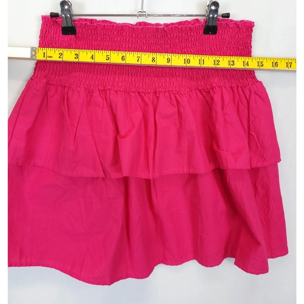 Short Layered Skirt Smocked Pleated Pull On Women XS Fuchsia Preppy Beachy‎